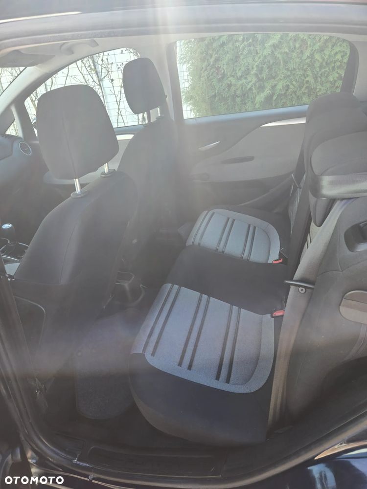 Fiat Punto Evo - 15