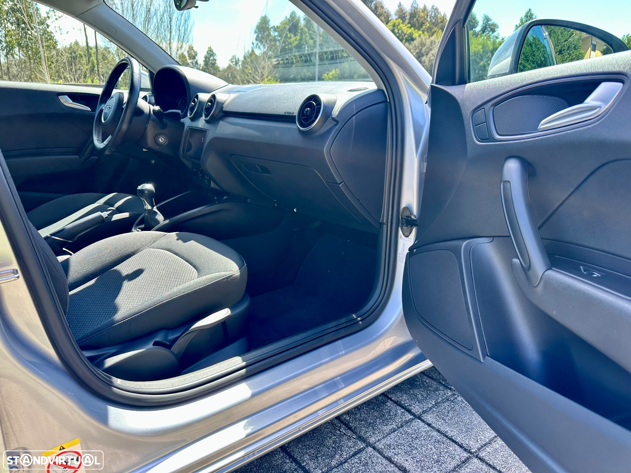 Audi A1 Sportback 1.0 TFSI ultra design - 24