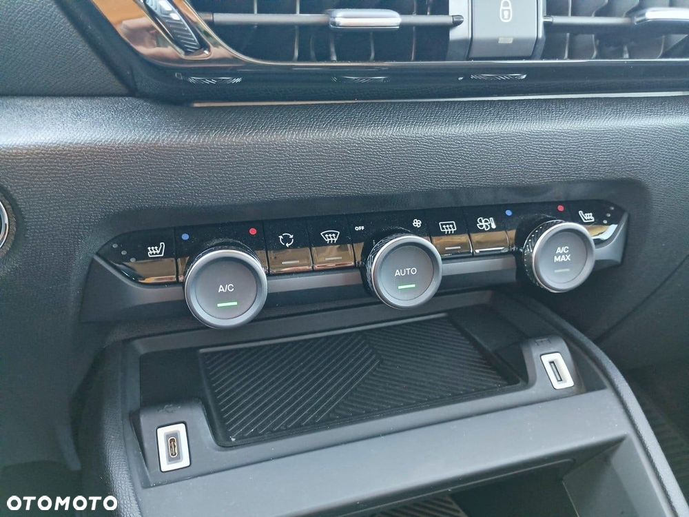 Citroën C4 1.2 PureTech Feel Pack S&S EAT8 - 23