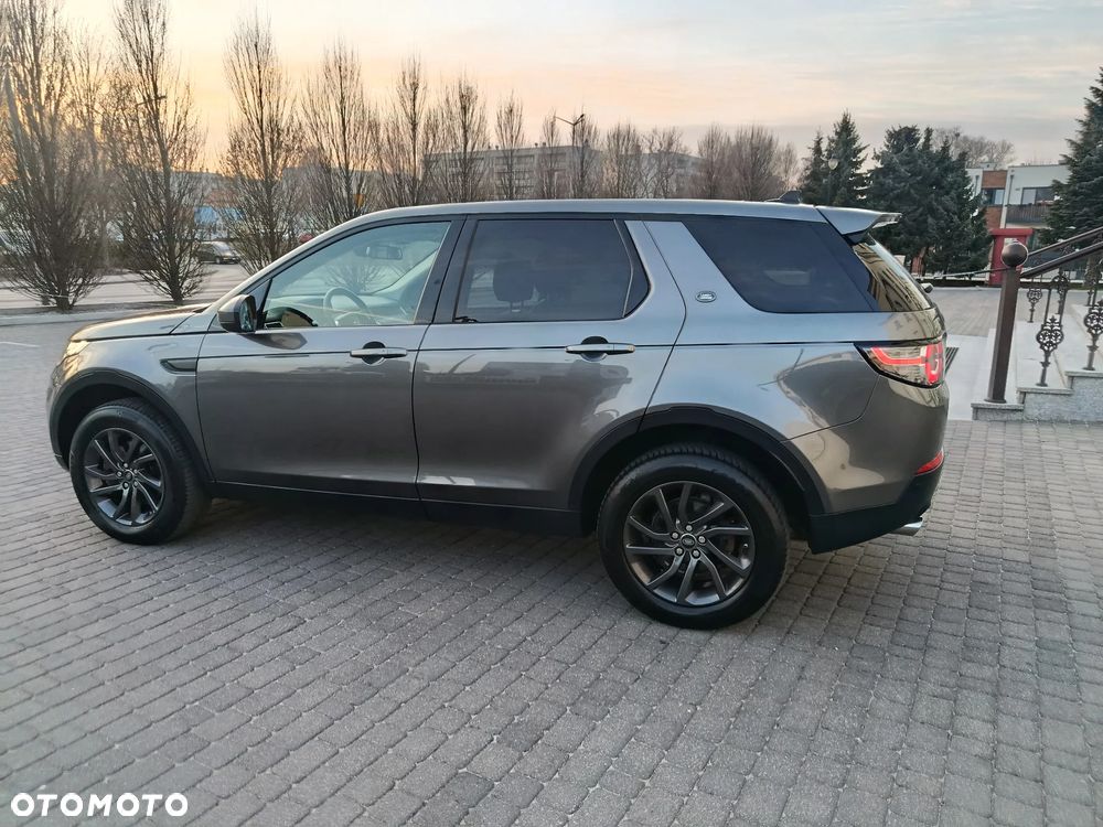 Land Rover Discovery Sport TD4 HSE Luxury - 13