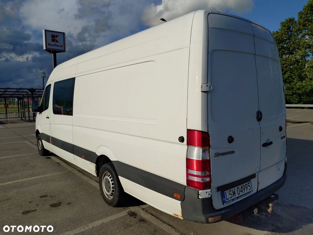 Mercedes-Benz Sprinter - 8