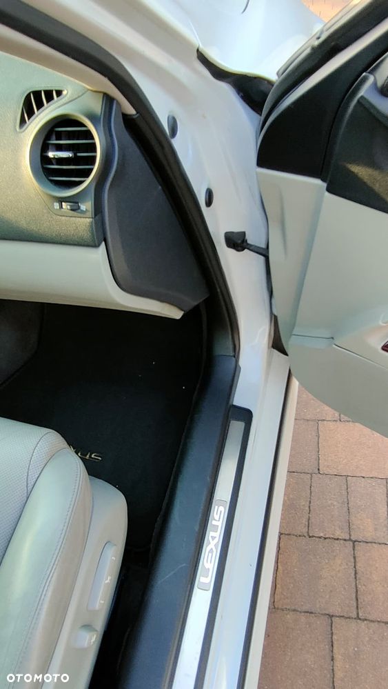 Lexus IS 250 F Sport - 11