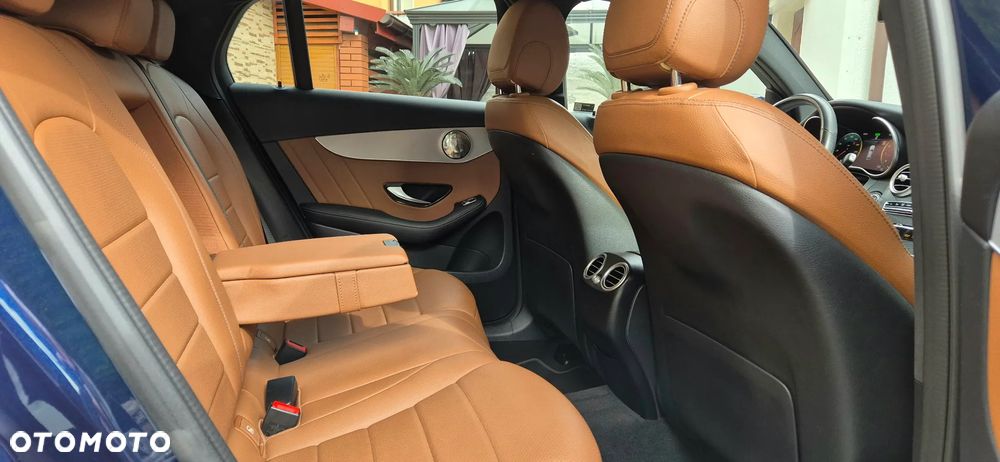 Mercedes-Benz GLC Coupe 300 4-Matic - 36