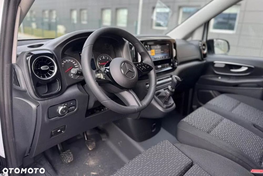 Mercedes-Benz Vito 116 CDI L2 Pro 2.0 163KM - 14
