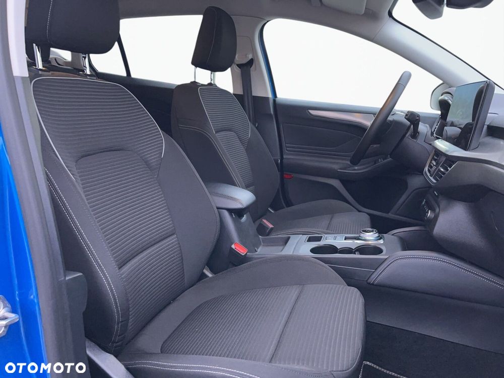 Ford Focus - 22