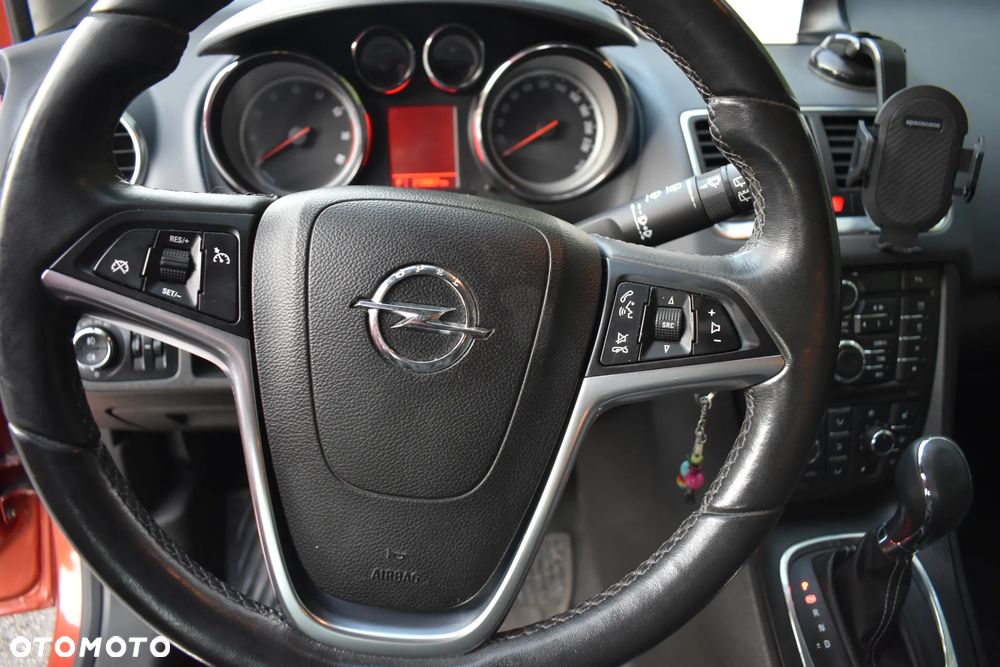 Opel Meriva 1.4 T Cosmo - 14