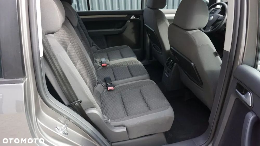 Volkswagen Touran 1.9 TDI - 17