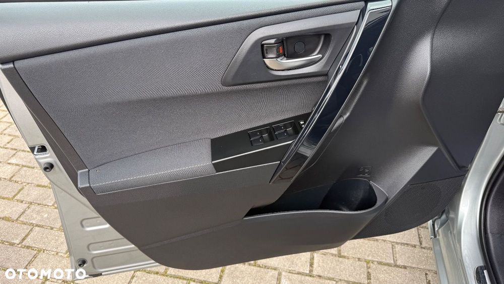 Toyota Auris - 21