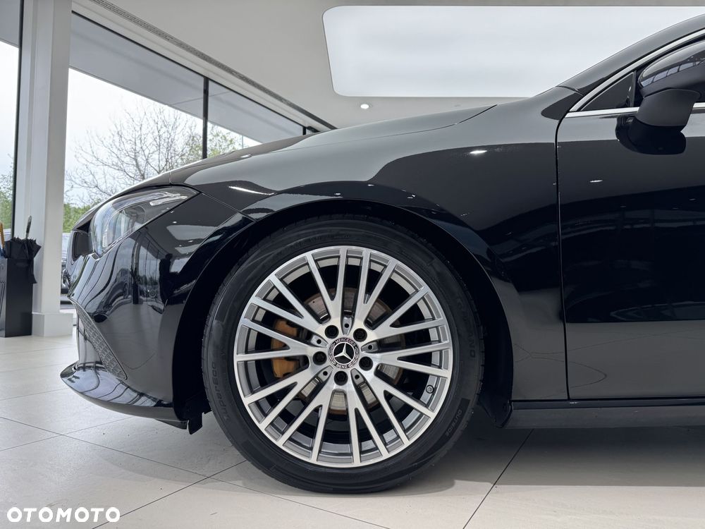 Mercedes-Benz CLA 200 Progressive 7G-DCT - 18