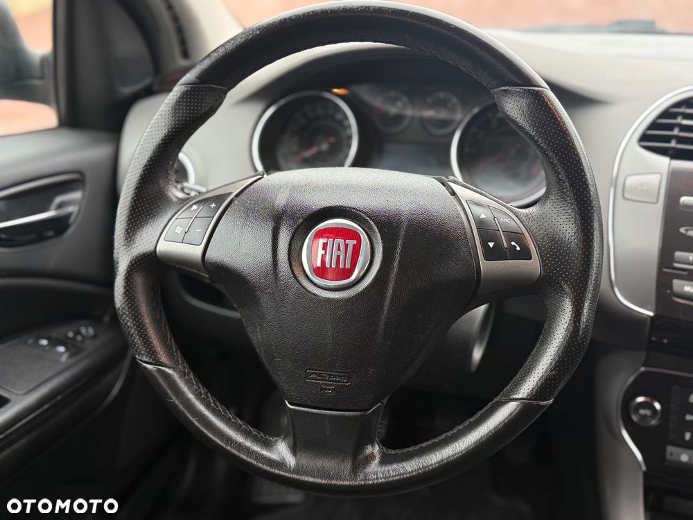 Fiat Bravo 1.4 T-JET 16V Dynamic - 35