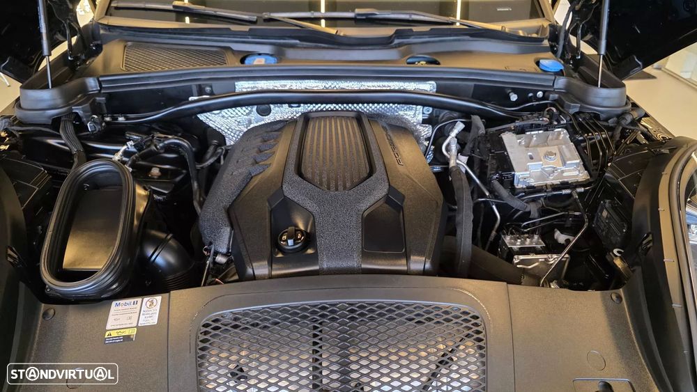 Porsche Macan T - 25