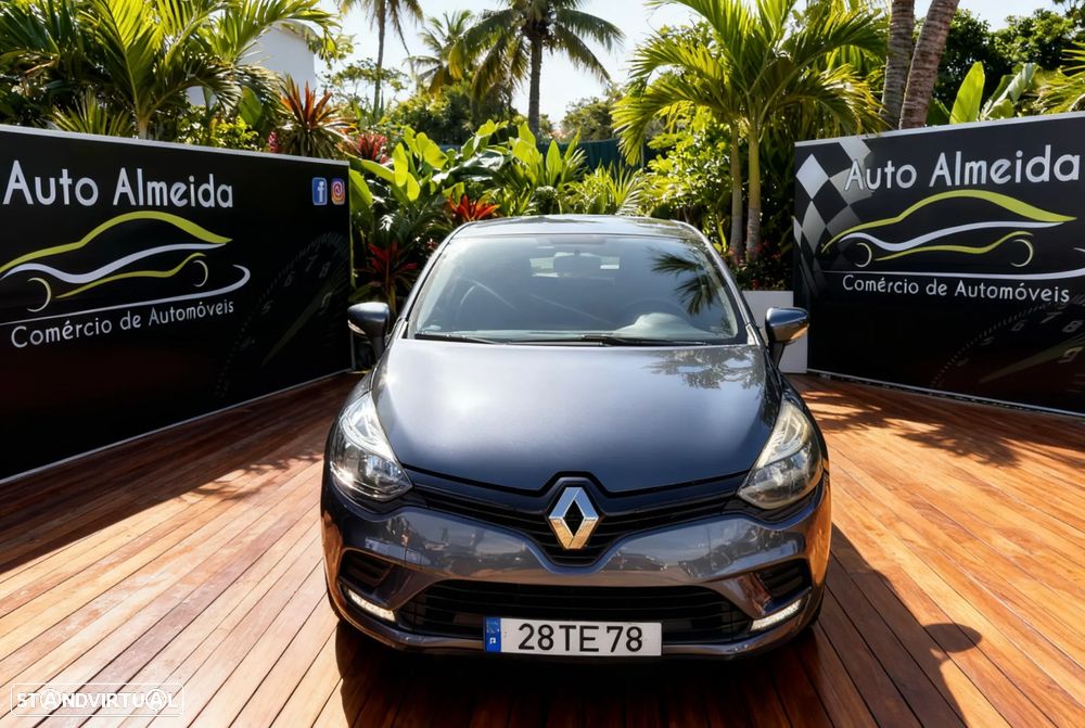 Renault Clio 1.5 dCi Zen - 9