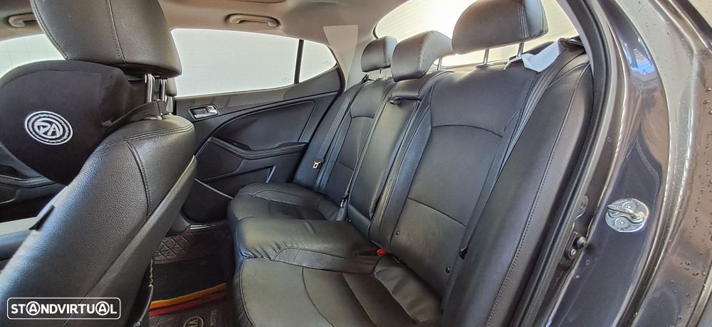 Kia Optima 1.7 CRDI TX Auto. - 13