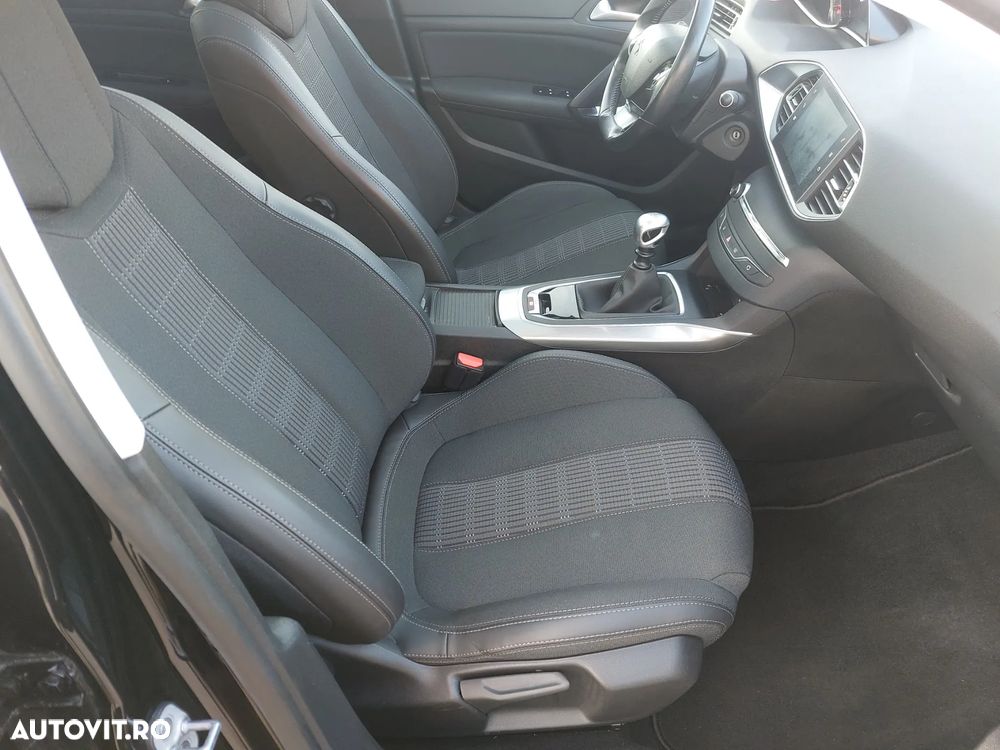 Peugeot 308 BlueHDi 120 Stop & Start Business-Line - 26