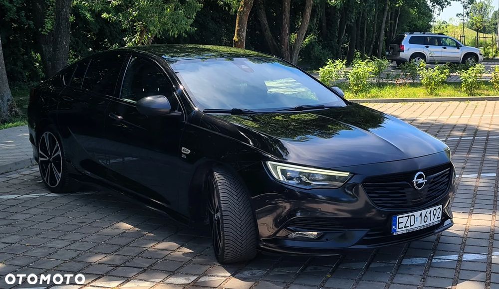 Opel Insignia 2.0 BiTurbo D 4x4 Automatik Ultimate Exclusive - 13