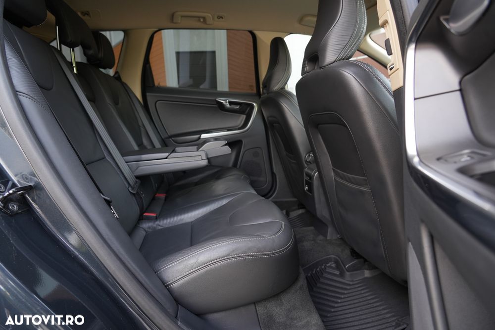 Volvo XC 60 - 10