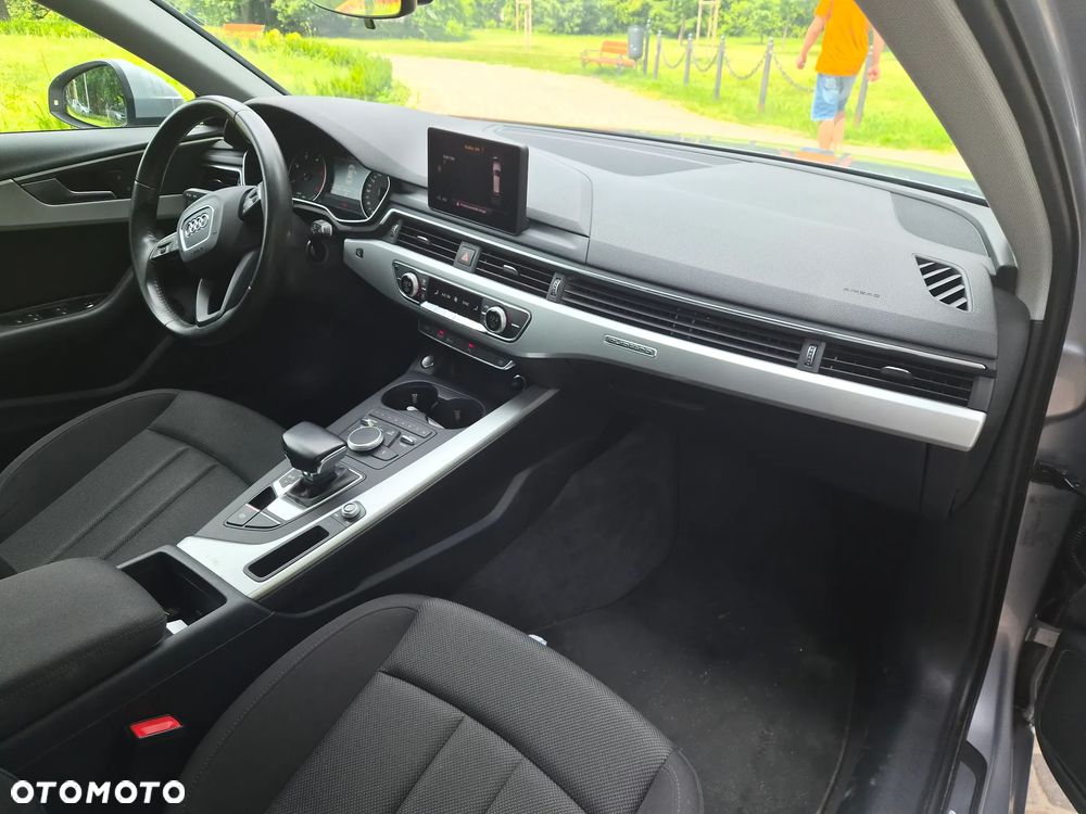 Audi A4 Avant 40 TDI Quattro Advanced S tronic - 17