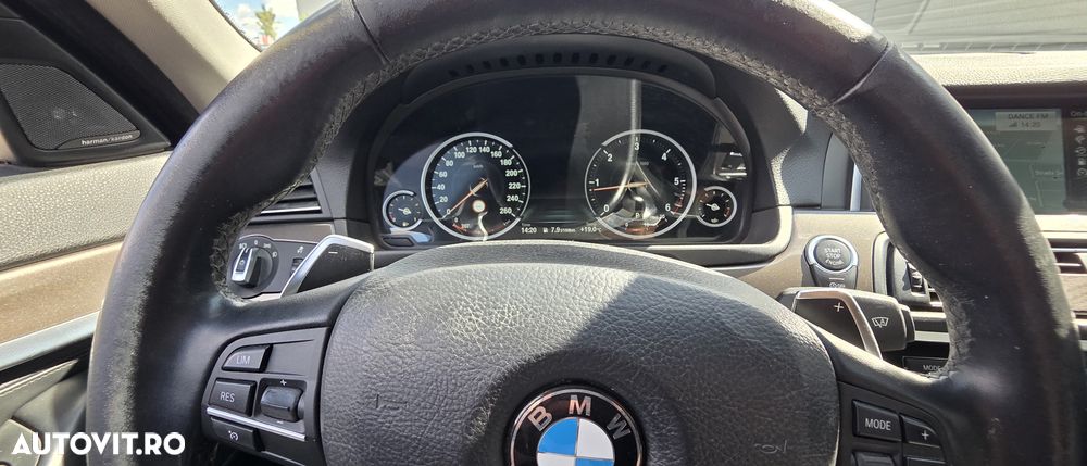 BMW Seria 5 520d - 13