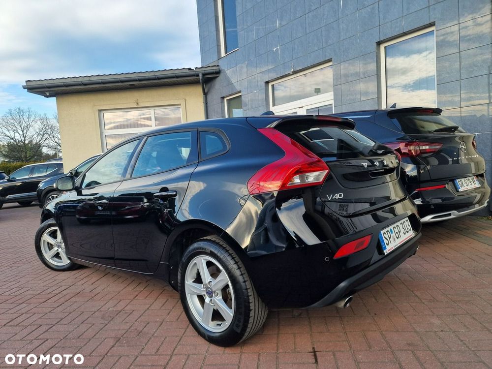 Volvo V40 T3 Kinetic - 6