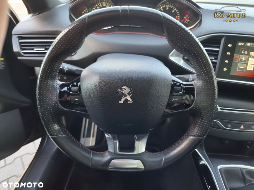 Peugeot 308 - 25