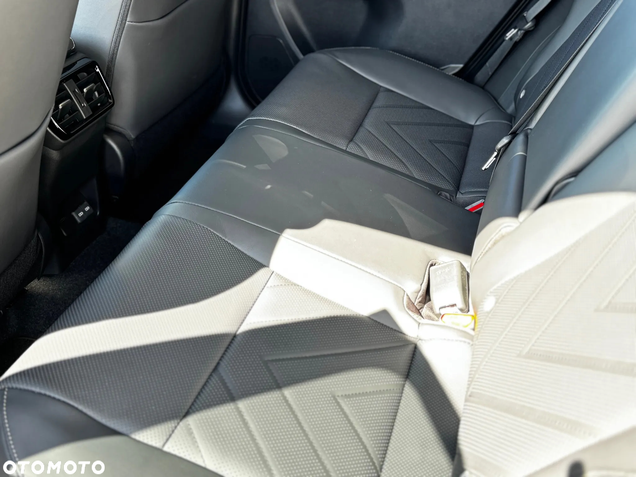 Lexus NX 350h Prestige AWD - 23