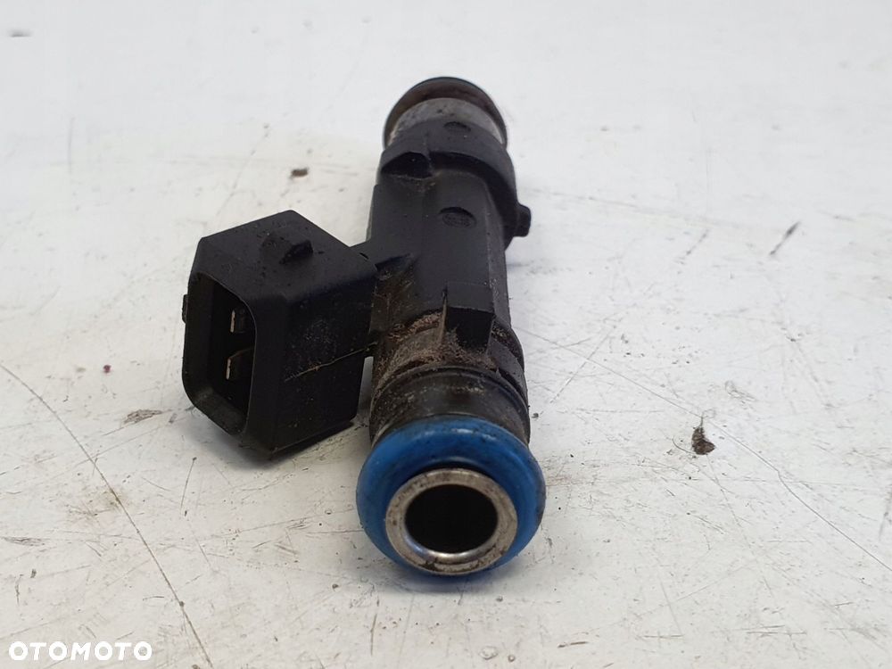 WTRYSKIWACZ Opel Corsa D 1.2 16V _ 0280158181 - 4