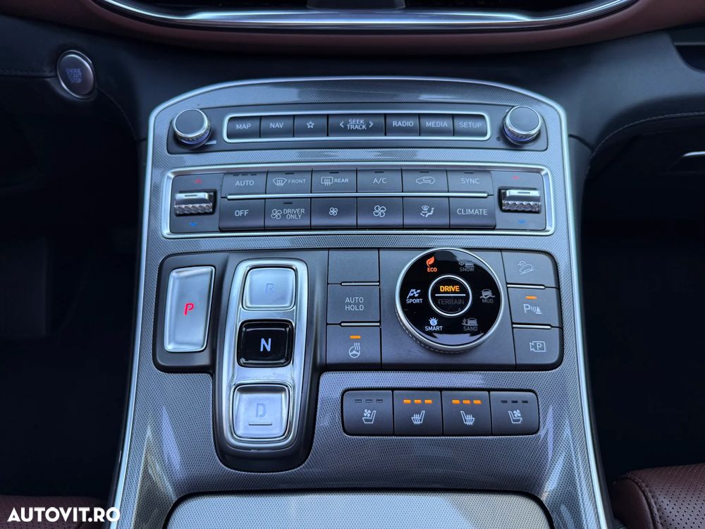 Hyundai Santa Fe Hybrid 1.6 l 230 CP 4WD 6AT Luxury - 12