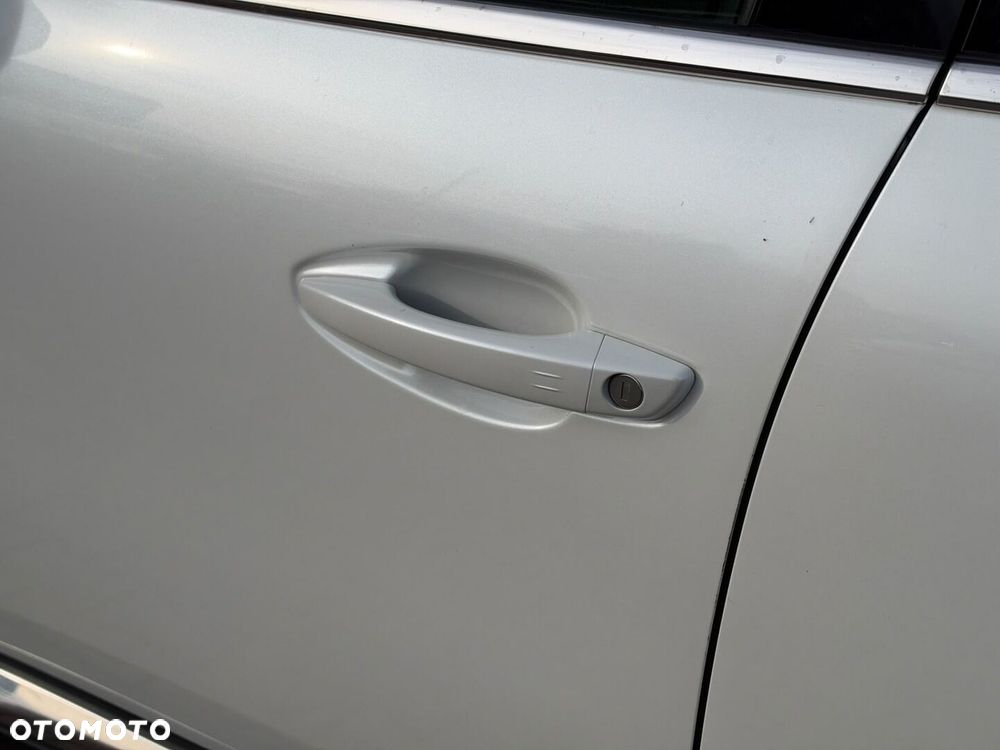 Peugeot 5008 1.2 PureTech Allure S&S - 19