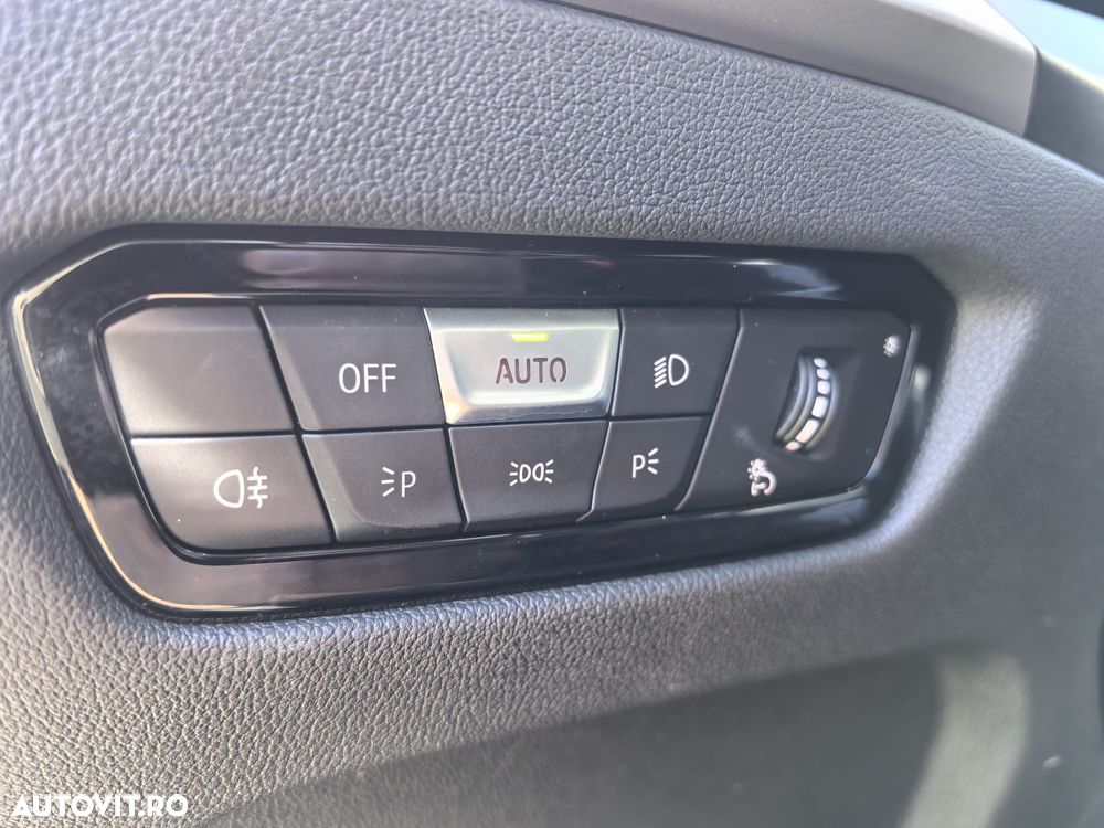 BMW Seria 3 320i AT - 20