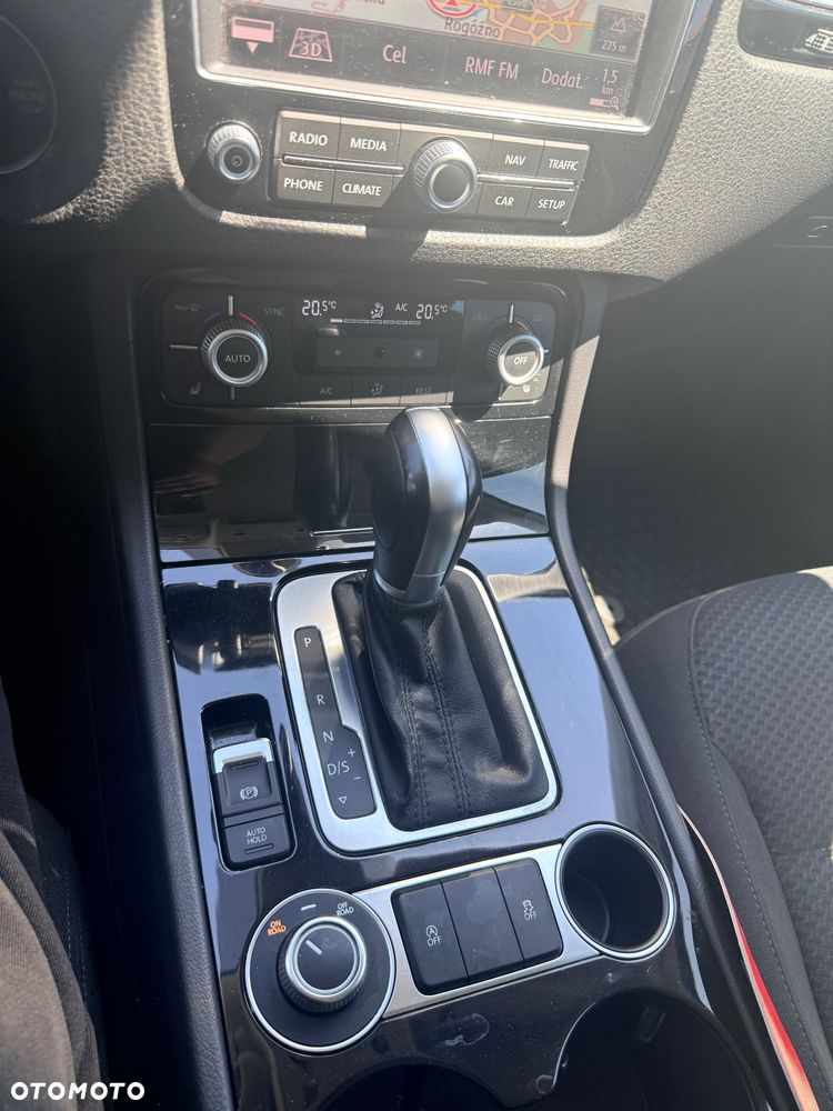 Volkswagen Touareg 3.0 V6 TDI SCR Blue Motion DPF Automatik Executive Edition - 13