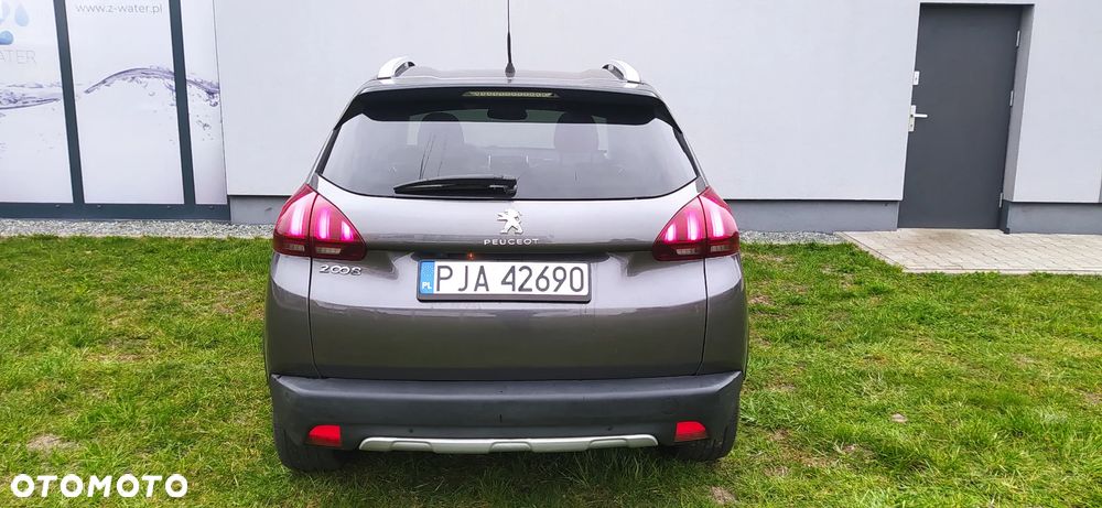 Peugeot 2008 - 4