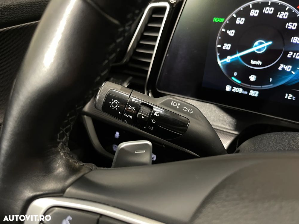 Kia Sportage 1.6 T-GDI HEV 6AT 4x2 Business Line - 25