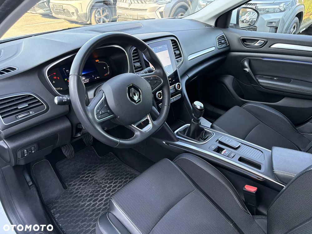 Renault Megane 1.3 TCe FAP Techno - 11