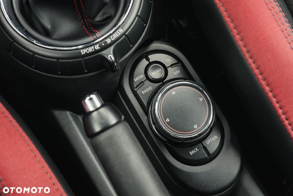 MINI John Cooper Works - 22