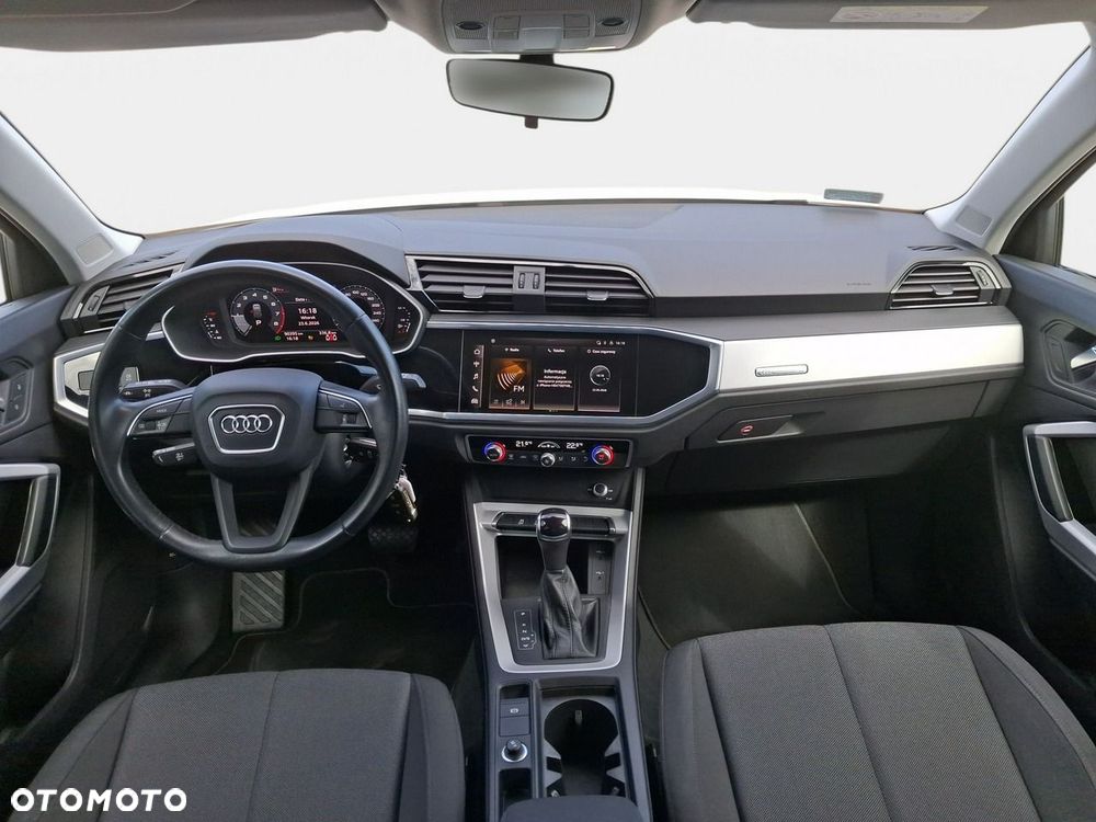 Audi Q3 - 17