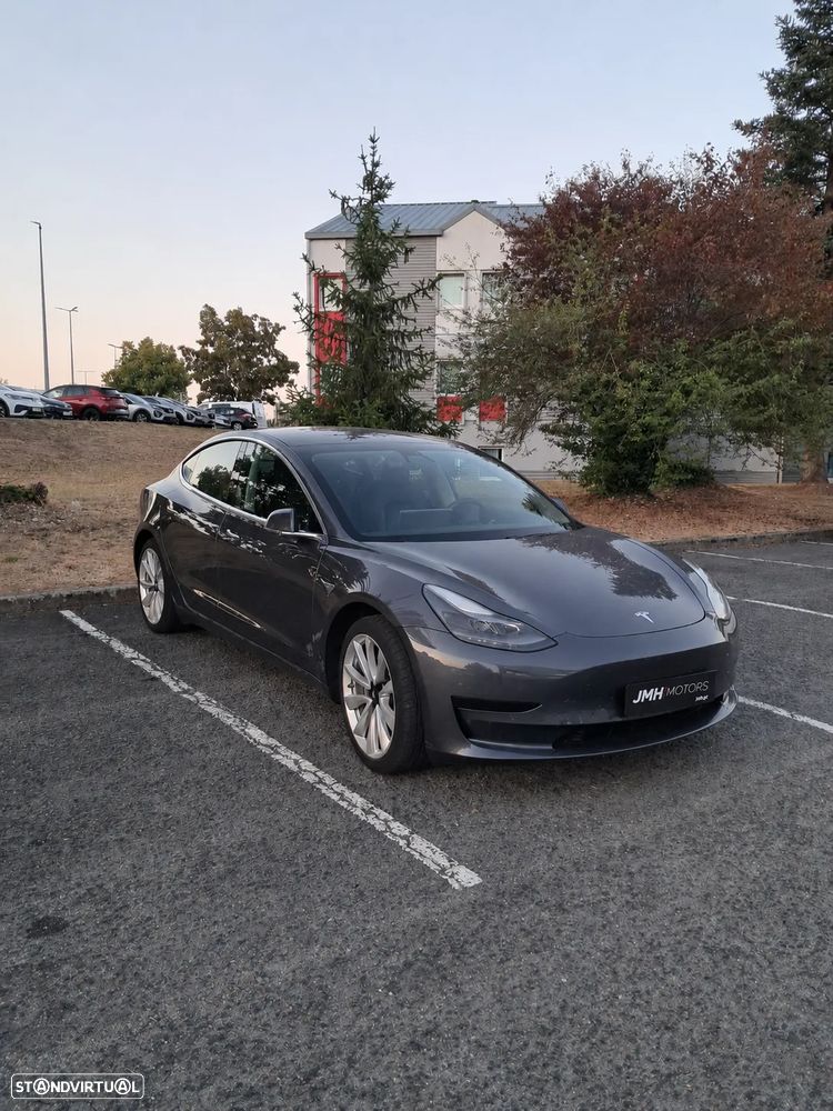 Tesla Model 3 Standard Range Plus RWD - 3