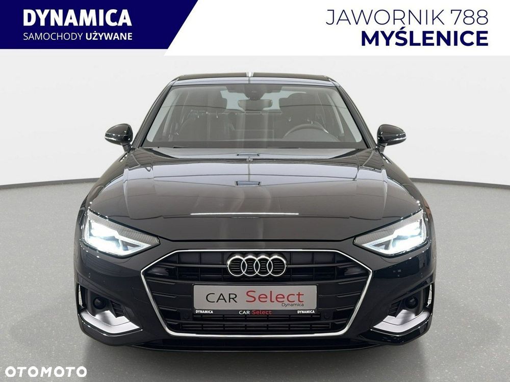 Audi A4 Limousine - 4