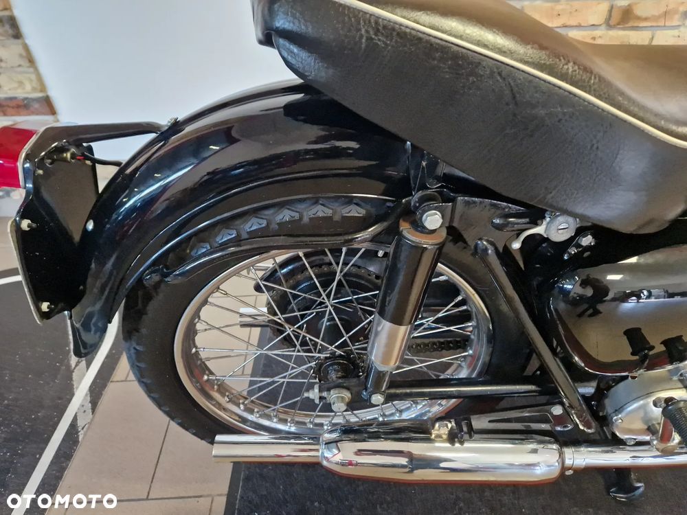 Triumph Speed Twin - 40