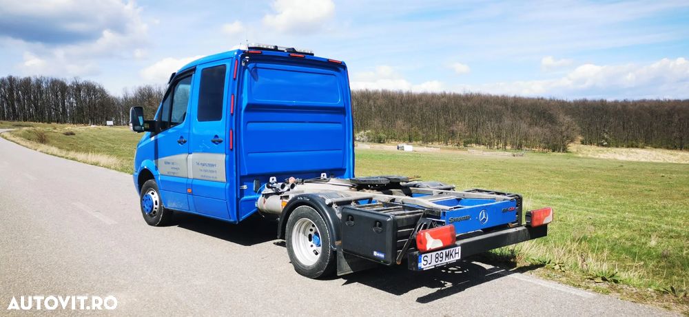 Mercedes-Benz Sprinter - 2