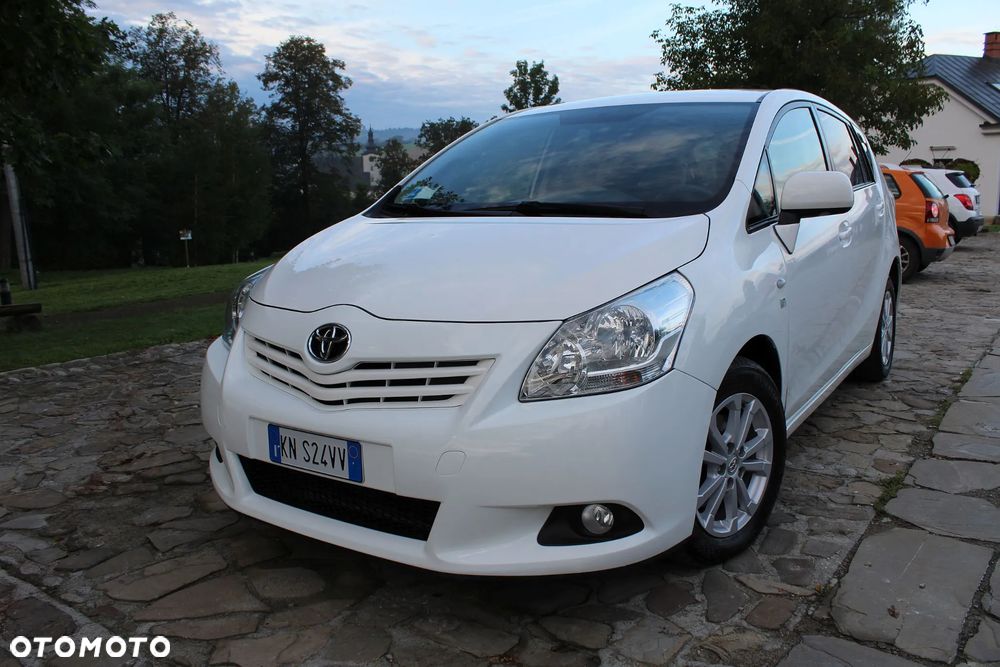 Toyota Verso 2.0 D-4D Edition - 5
