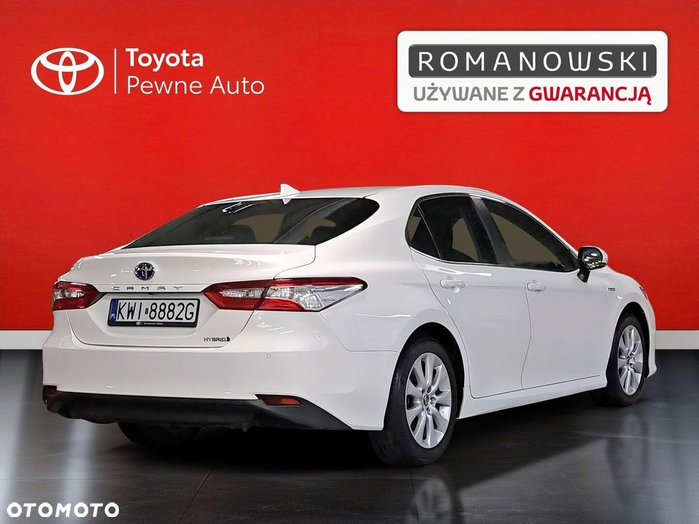 Toyota Camry 2019