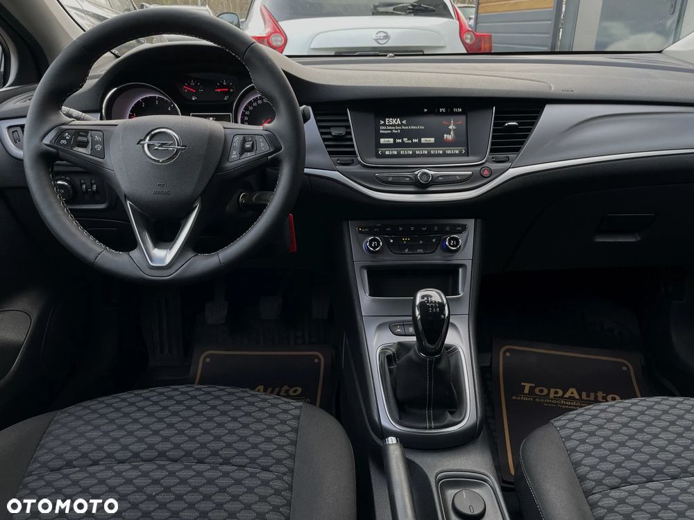 Opel Astra 1.6 D Start/Stop Dynamic - 34