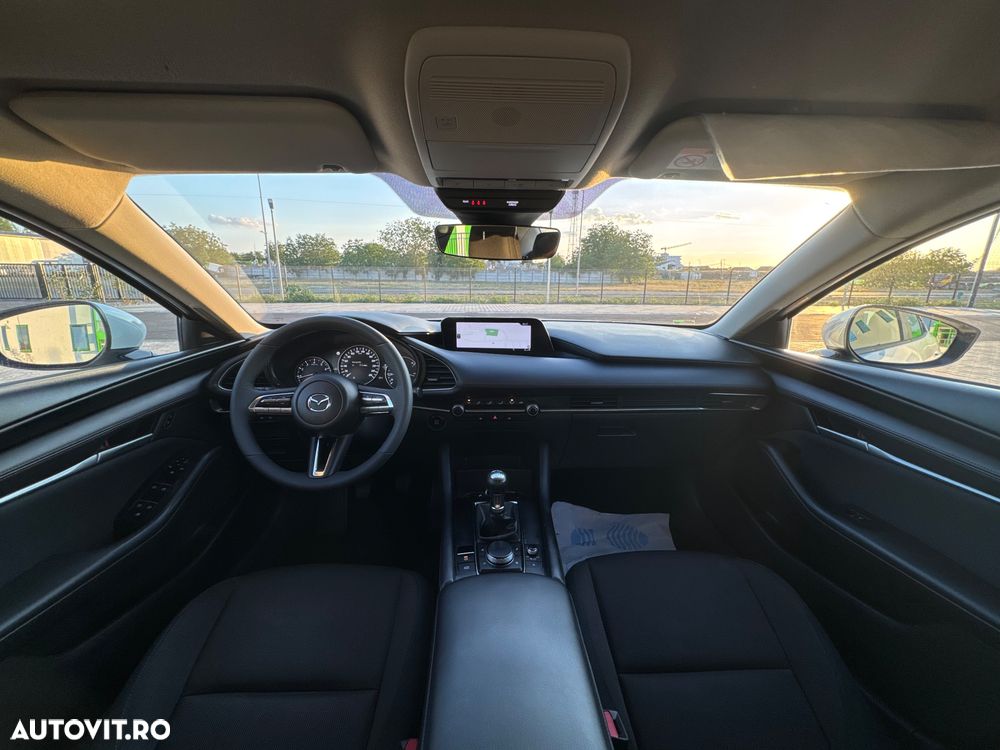 Mazda 3 e-Skyactiv G122 MHEV - 4