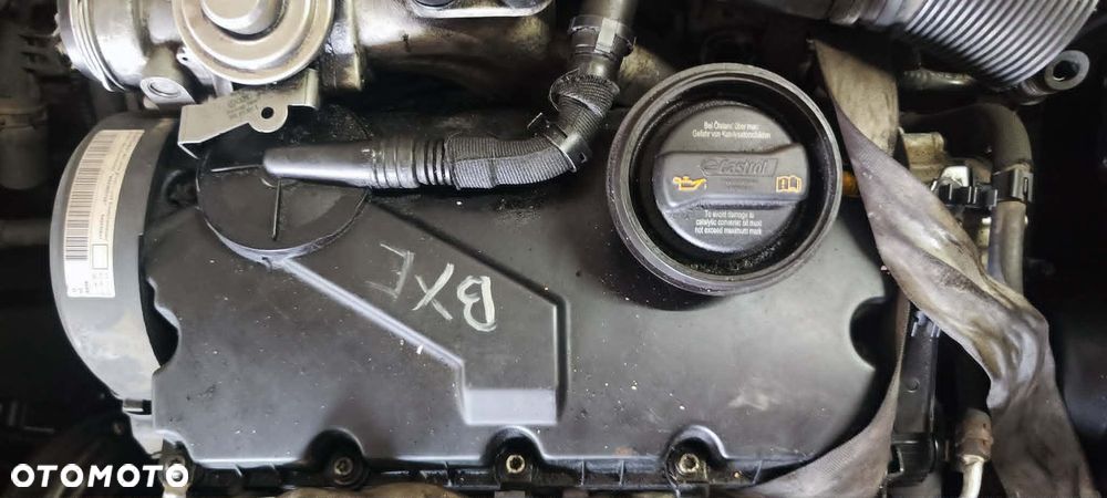Silnik Skoda Passat B6 Touran 1.9 BXE
