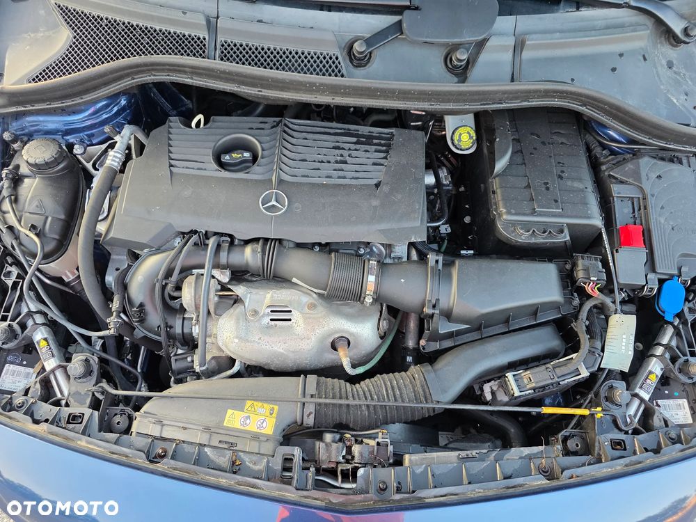 Mercedes-Benz Klasa B 200 (BlueEFFICIENCY) - 37