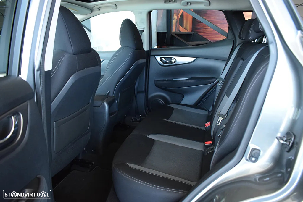 Nissan Qashqai 1.5 dCi Tekna Premium - 29
