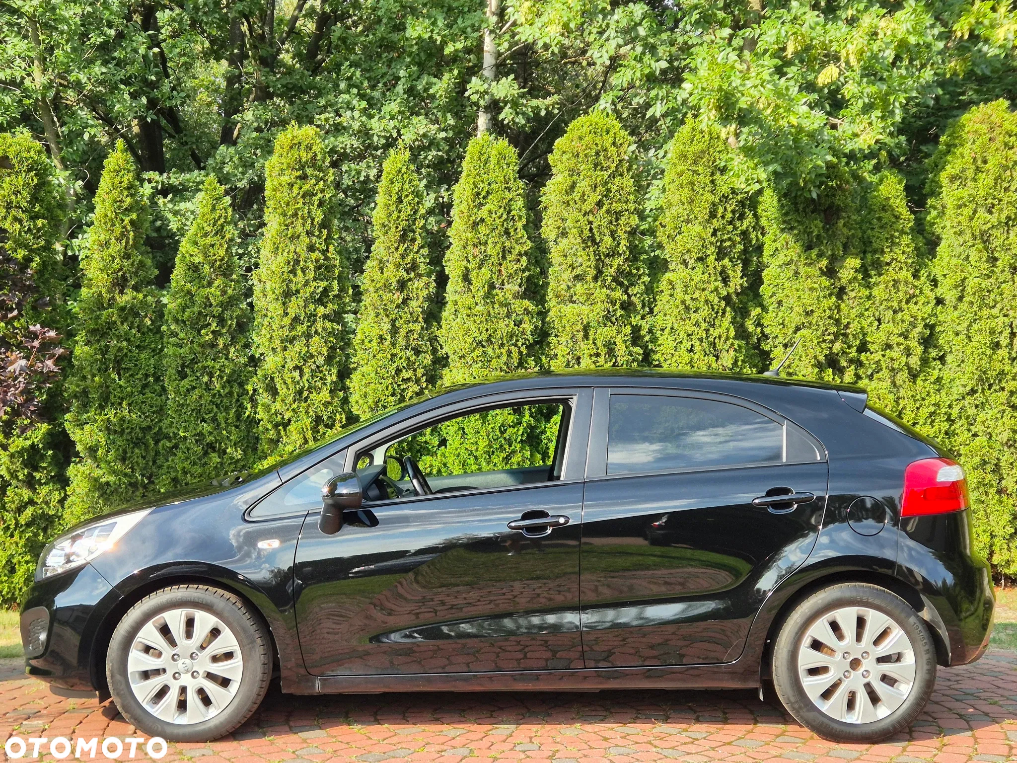 Kia Rio 1.2 XL - 24