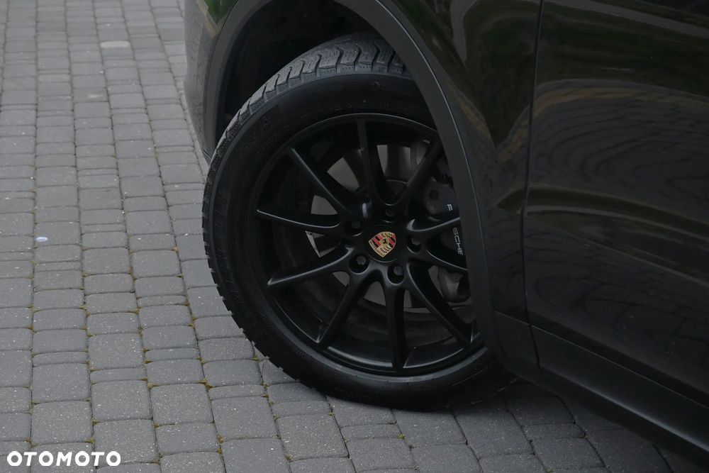 Porsche Cayenne S Platinum Edition - 21