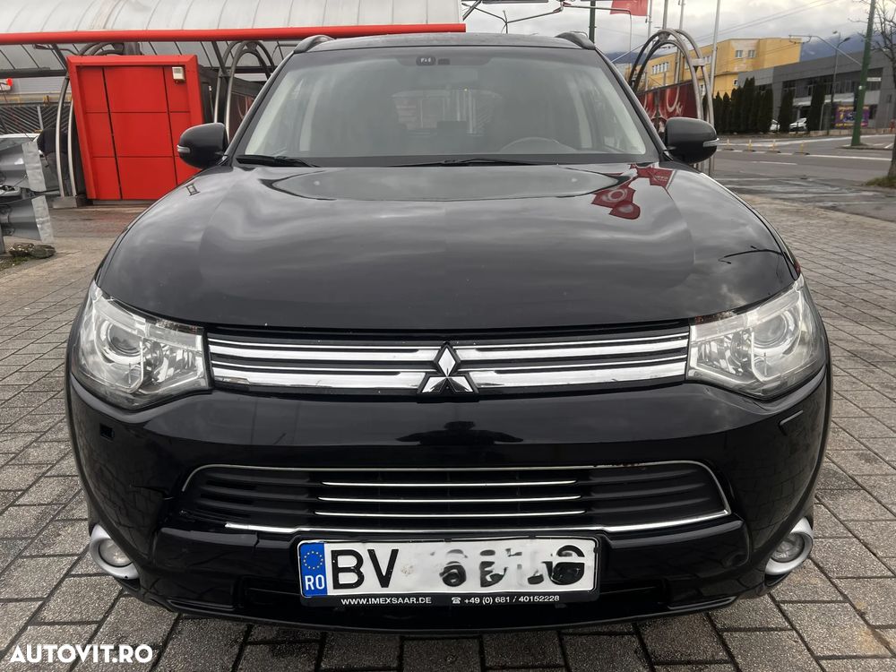 Mitsubishi Outlander 2.0 4WD - 1