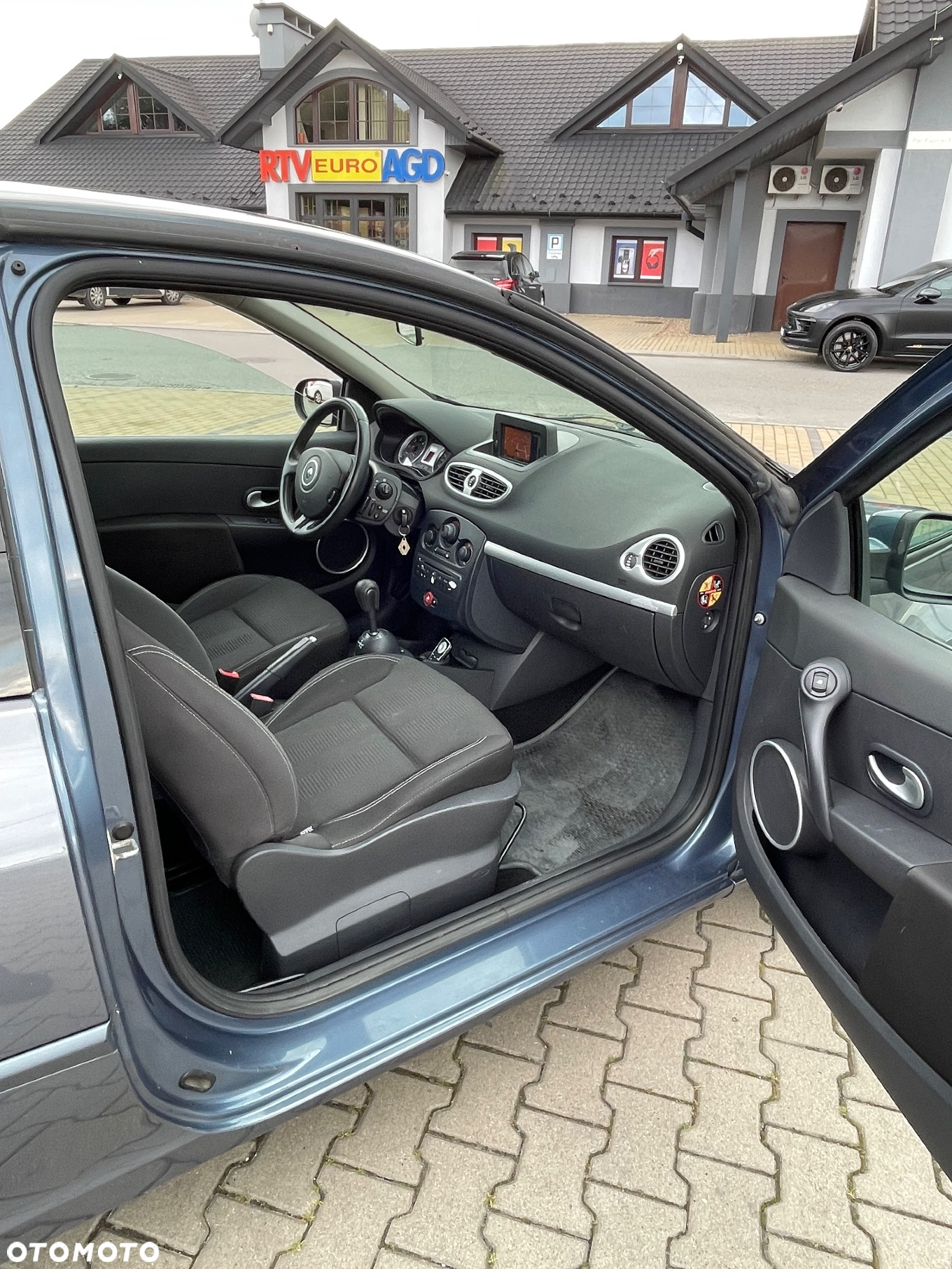Renault Clio - 14